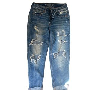 American Eagle ripped mom jeans